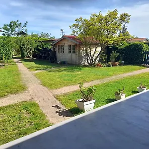  Frühstückspension La Maison Du Bonheur, Borne De Recharge Ve